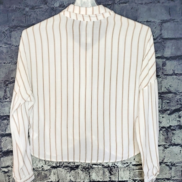 Sadie & Sage Twist Knot Button Stripped Shirt - Picture 5 of 10